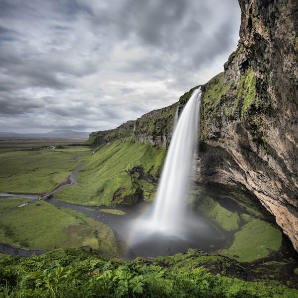 Hiking in Iceland | The Best Trails | Ridestore Magazine