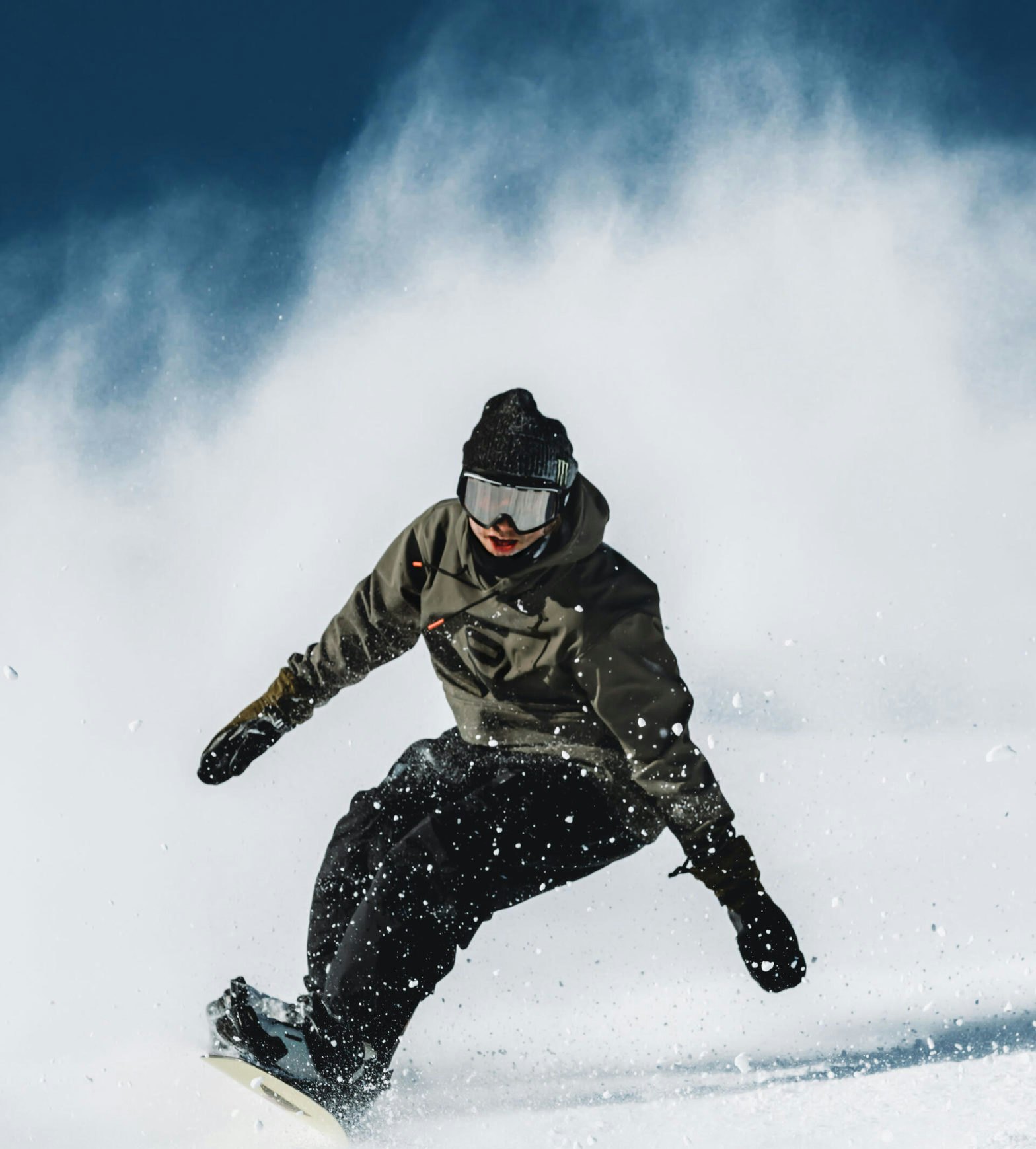 Trick Tip How To Ride Powder On A Snowboard _ Ridestore Magazine