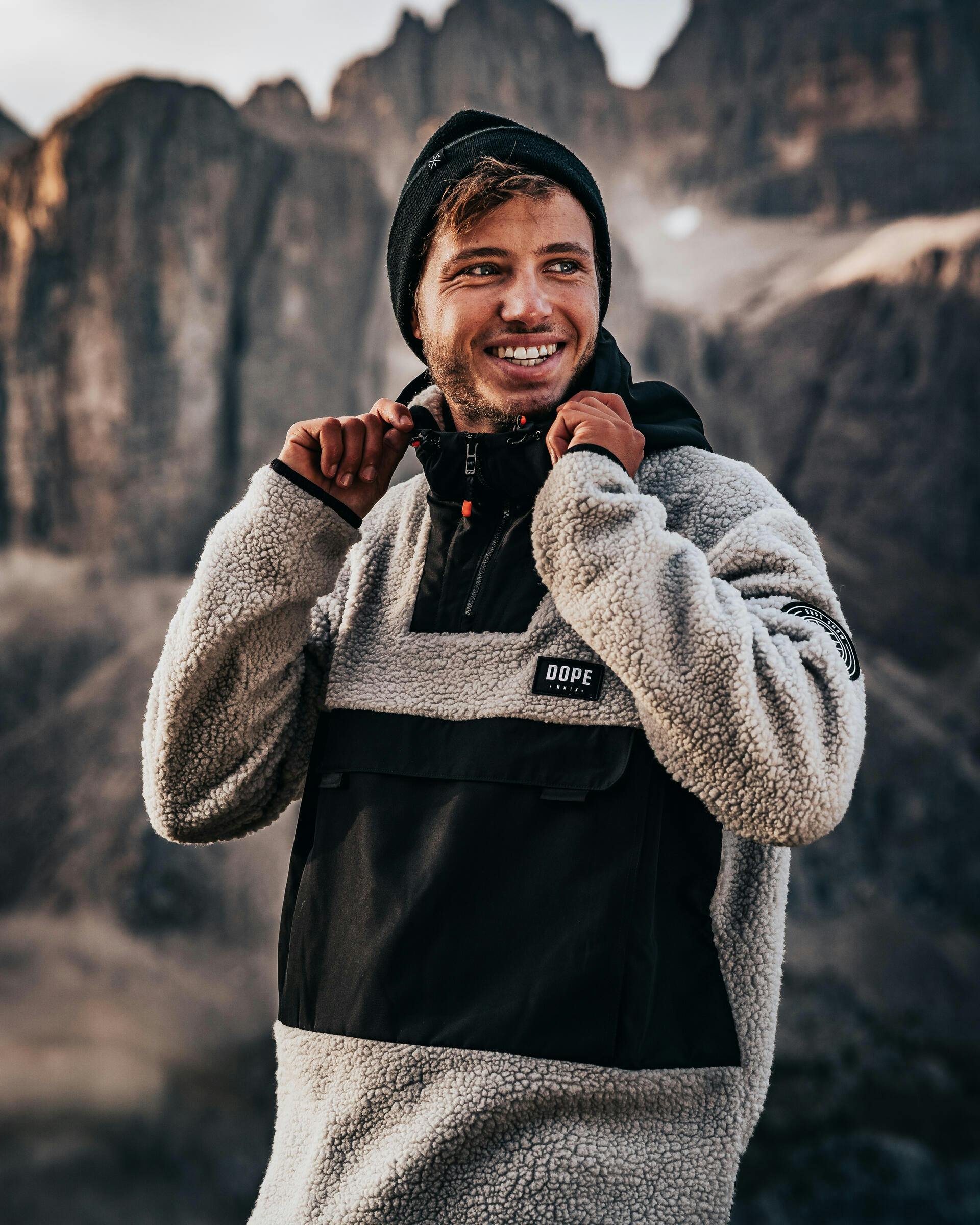 what to wear when you go hiking