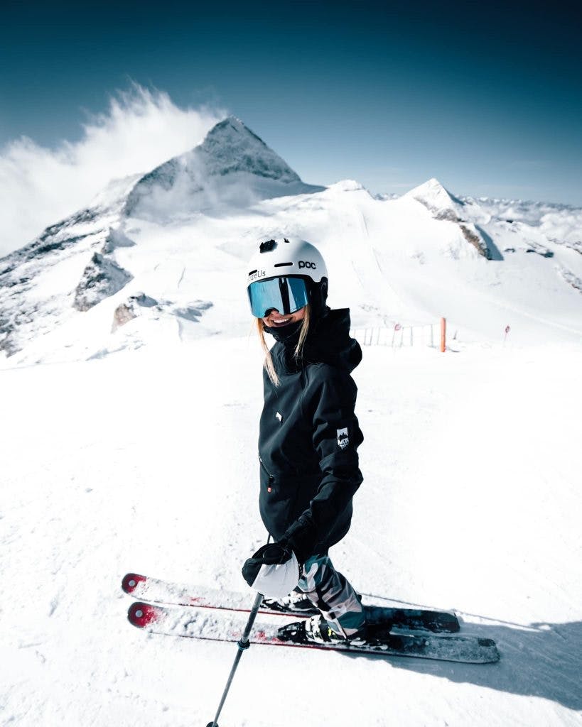Wie finde ich die beste Skischule in Österreich für mich?