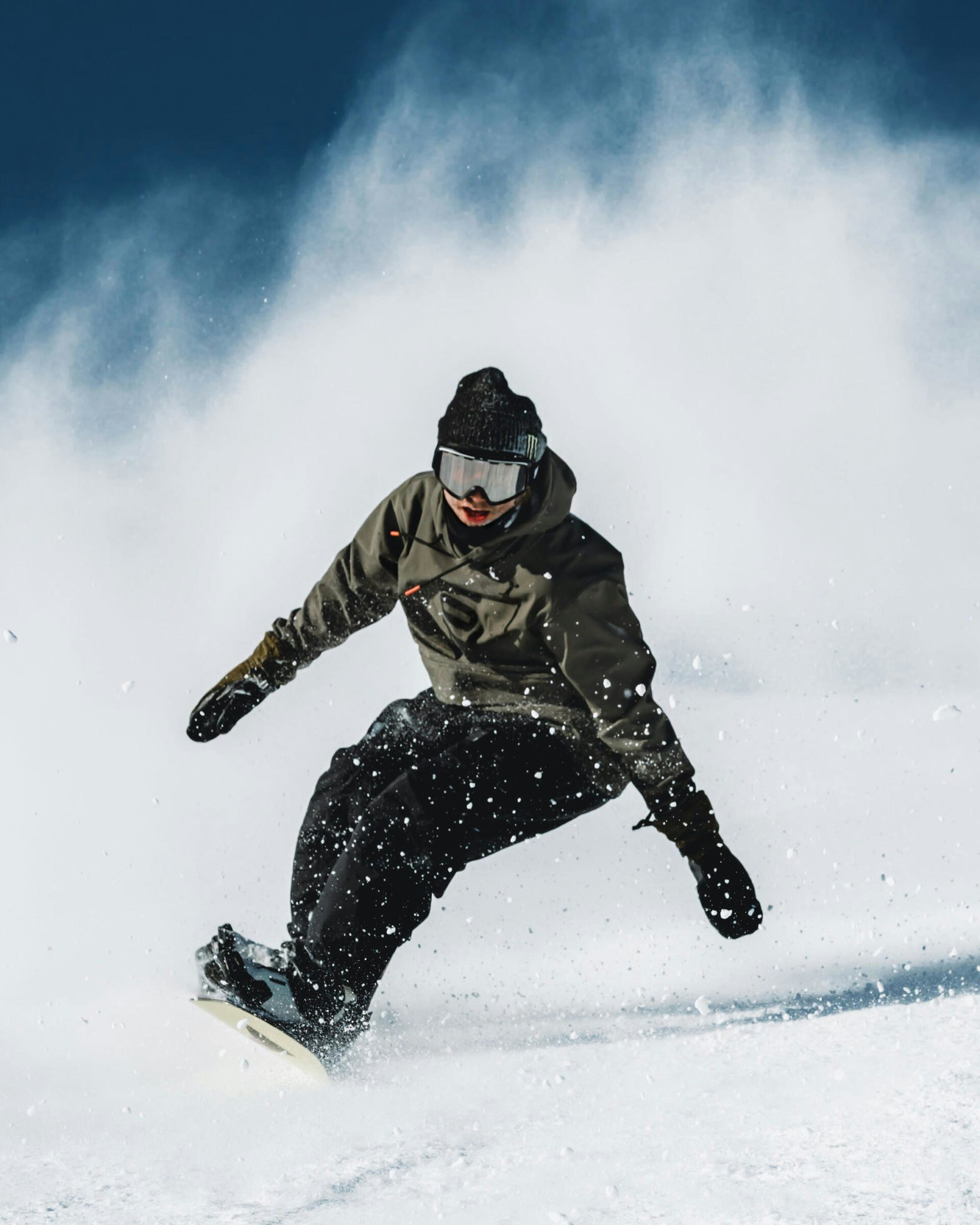Tricktips- Hur du åker snowboard i lössnö - Ridestore Magazine
