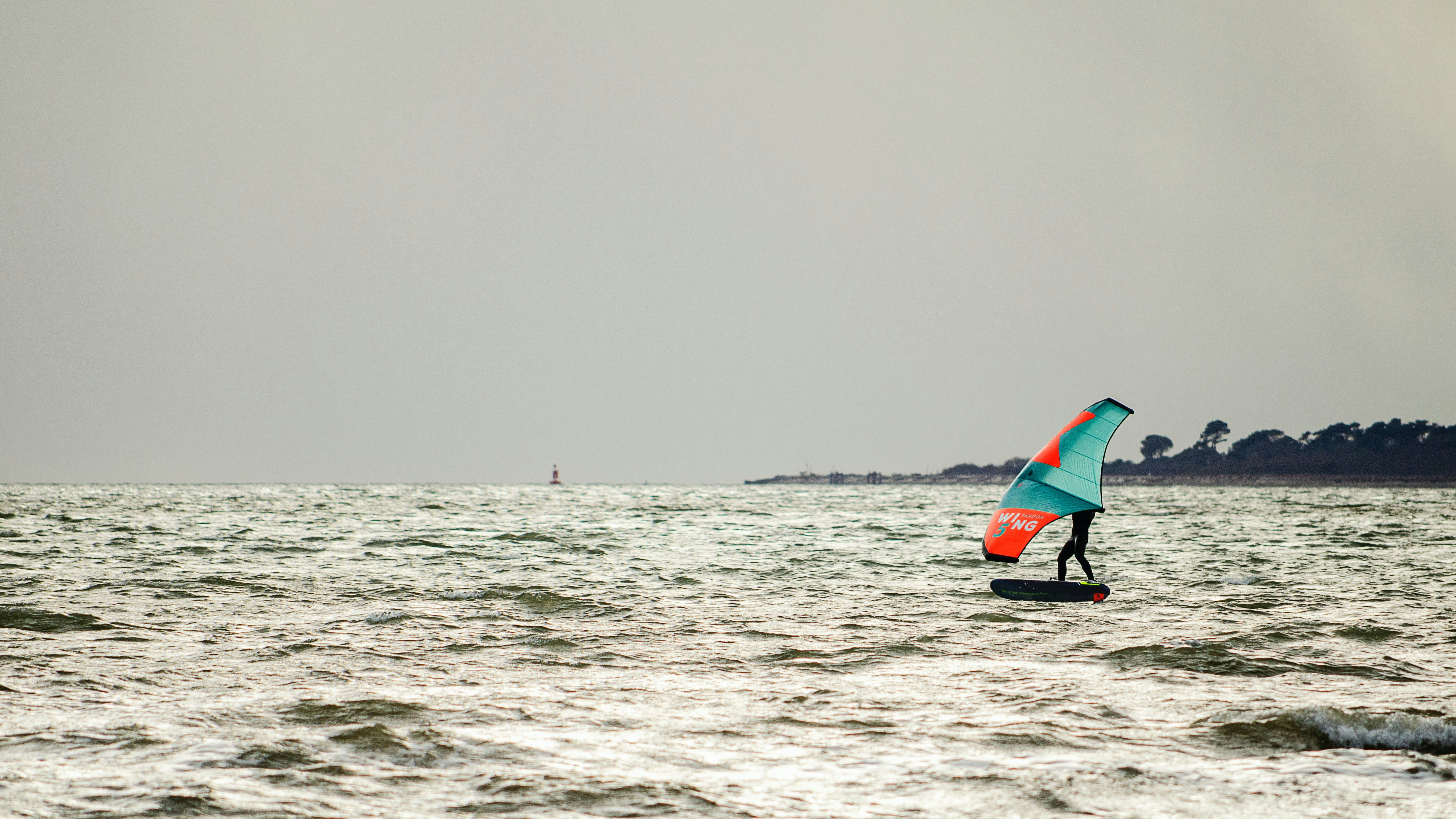windsurfing, Outdoor Summer Sports that thrived in 2021