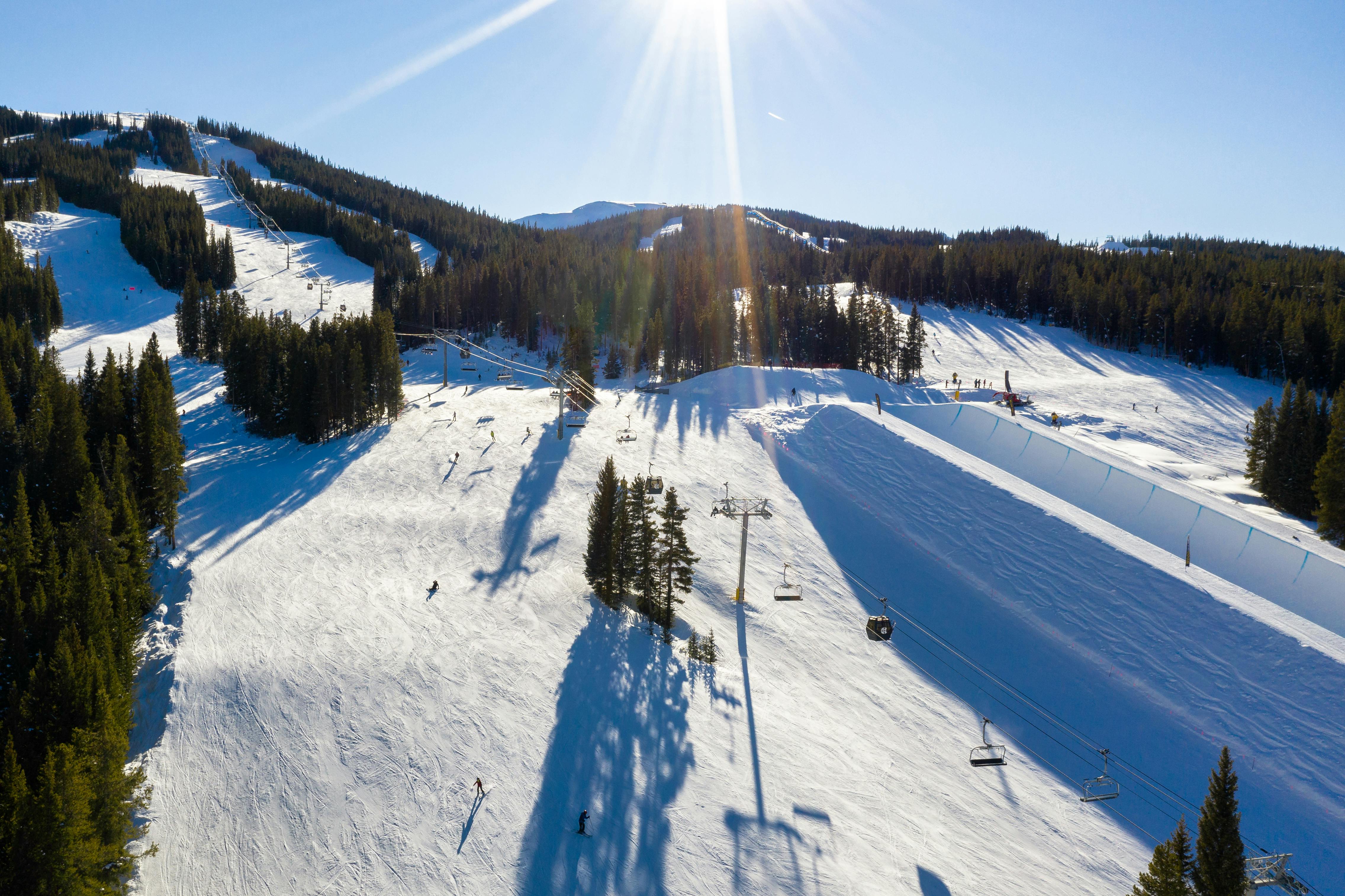 aerial-view-sunset-on-ski-resort