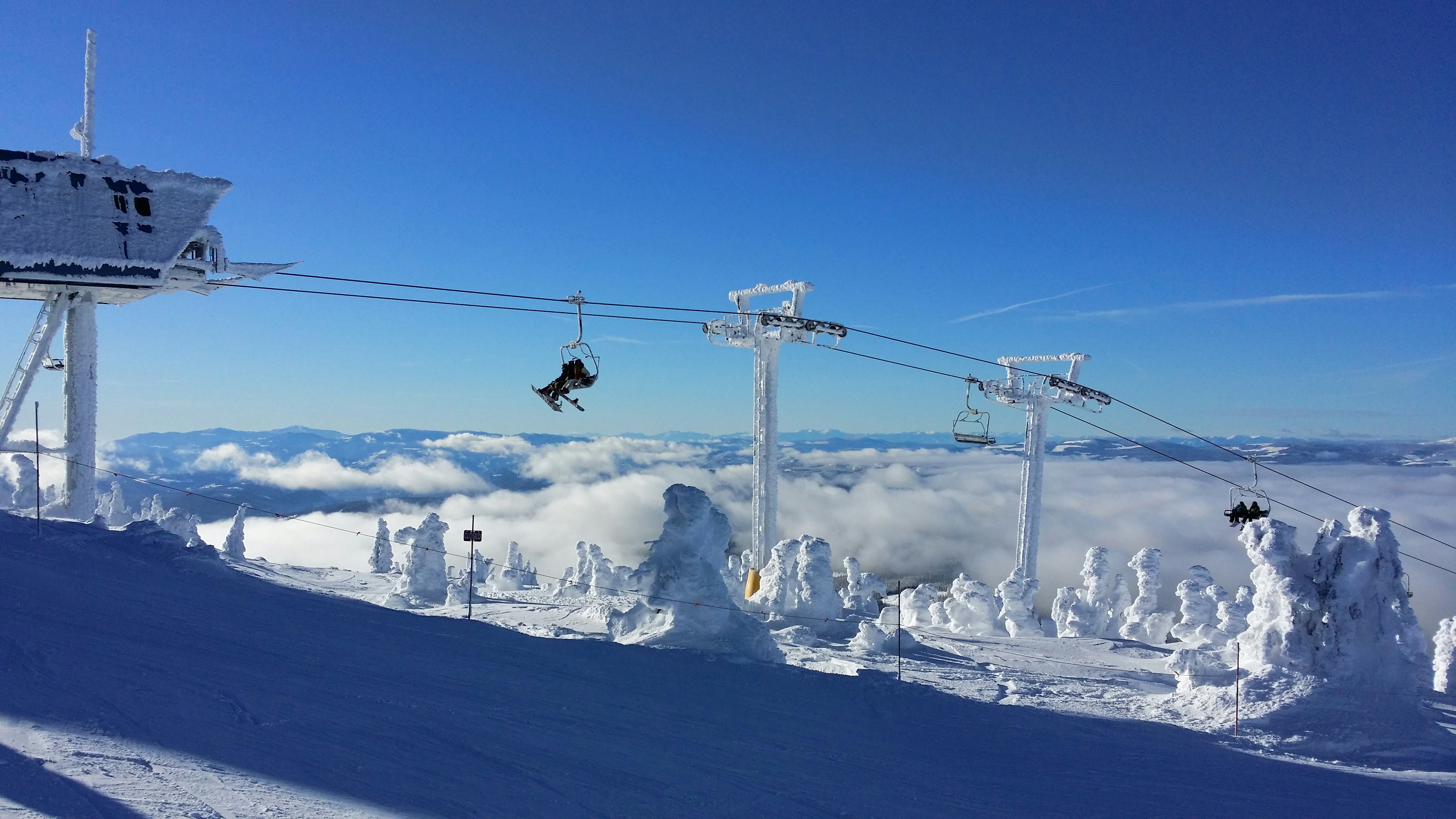 Big White Ski Resort, British Columbia _Adobe Stock