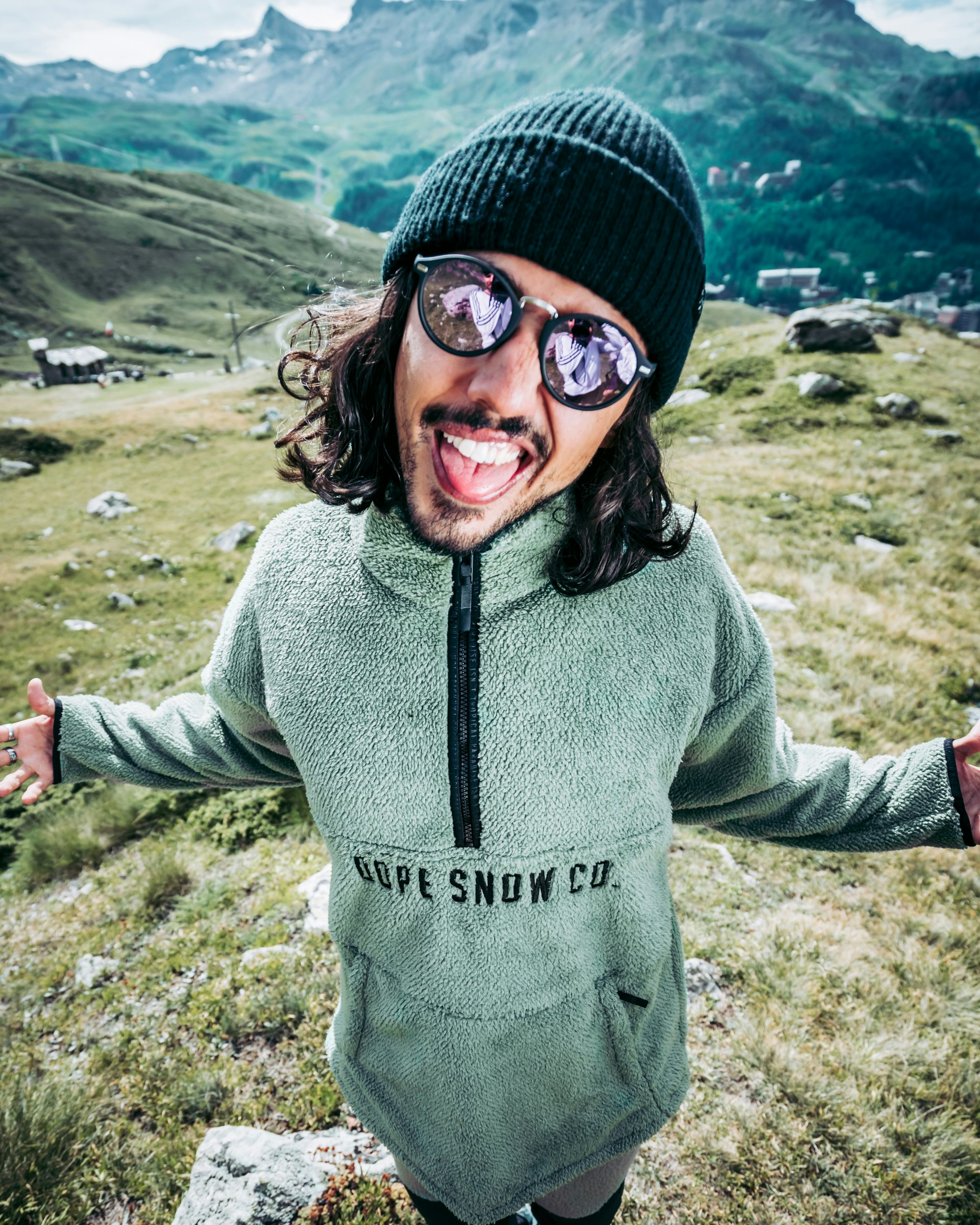 Down jacket or vest Down jacket or vest